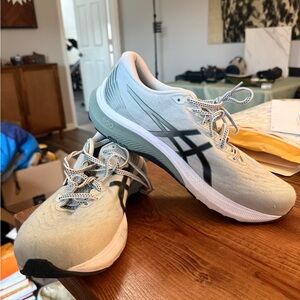 Asics Light Gray Running Shoes men’s 10.5